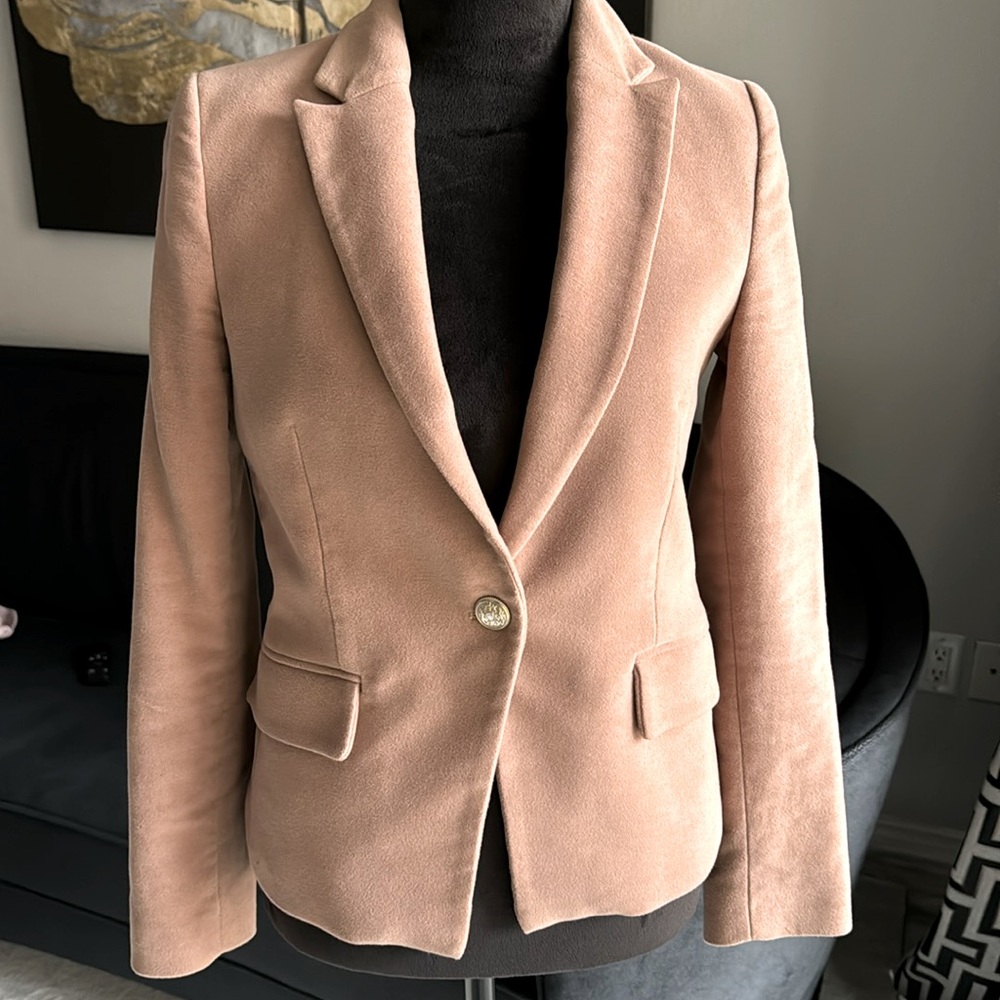 Mango blush Pink velvet suede blazer. Size XS. Great condition. No pilling.